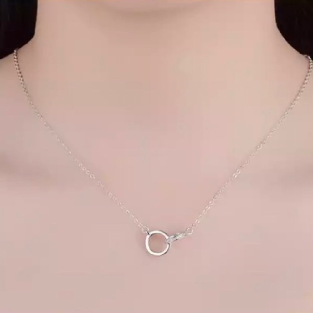 NEW ๐ 925 Silver interlocking Rings cz necklace - Picture 2 of 4